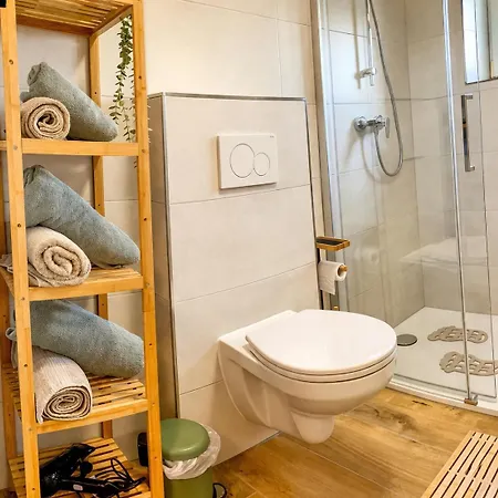 Apartment Charmantes Mit 3 Schlafzimmer Roding