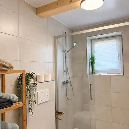 Ferien - Monteurwohnung * Roding
