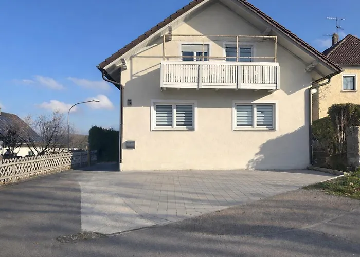 Charmantes Mit 3 Schlafzimmer Lejlighed *